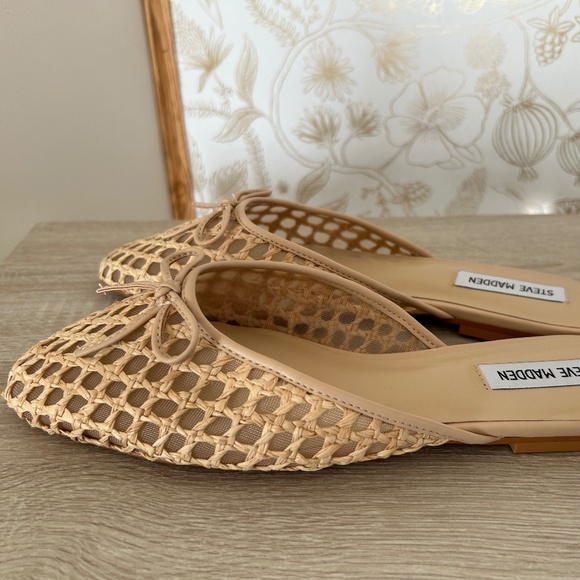 Steve Madden Slides - Picture 1 of 6